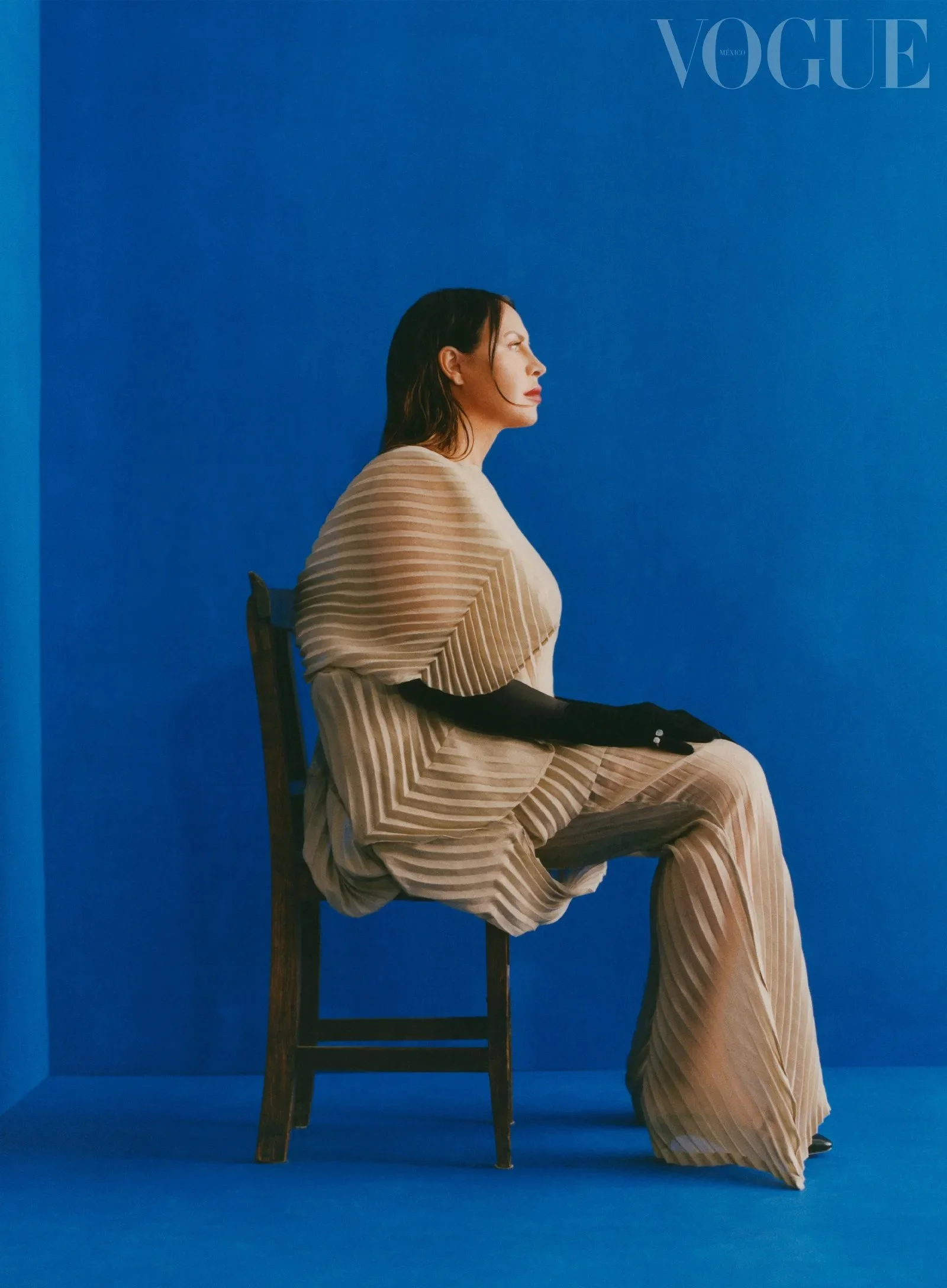 karla-sofia-gascon-en-la-portada-de-vogue-mexico-y-latinoamerica.jpg