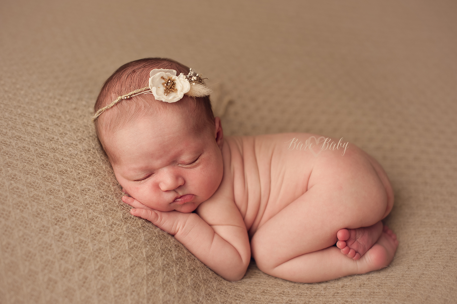 gahanna-ohio-newborn-photographer-bare-baby-photography.jpg