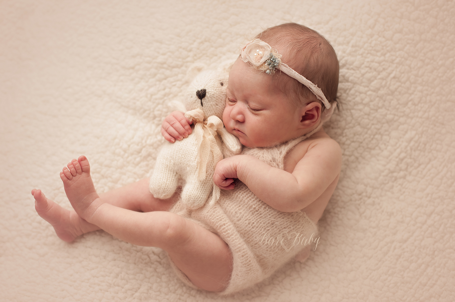 new-albany-newborn-photographer-bare-baby.jpg
