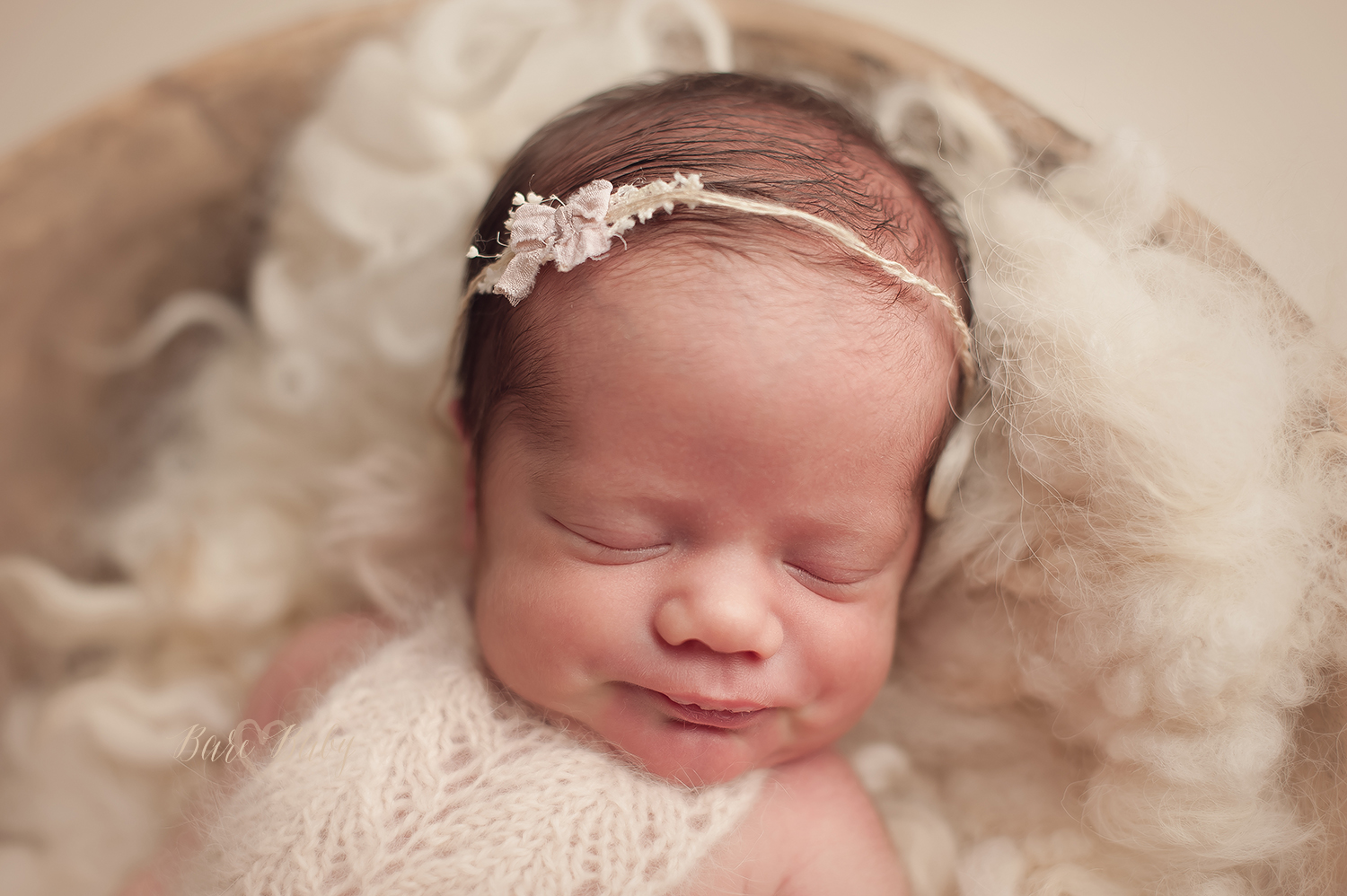Newborn-photographer-columbus-ohio-bare-baby-photography.jpg