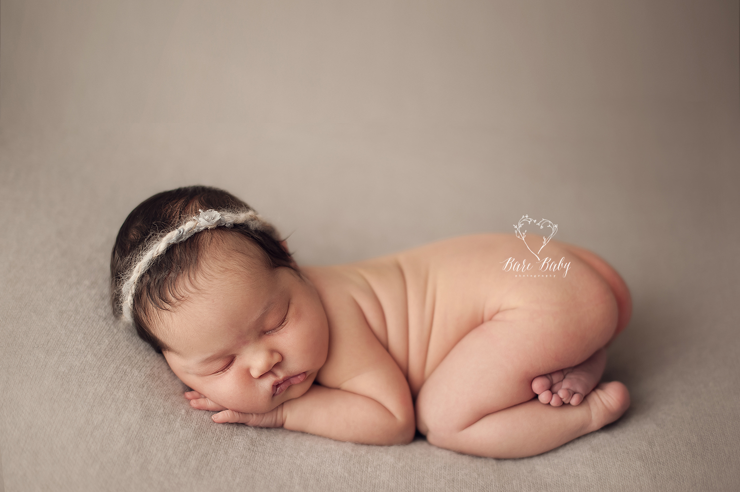 columbus-ohio-newborn-photographer.jpg