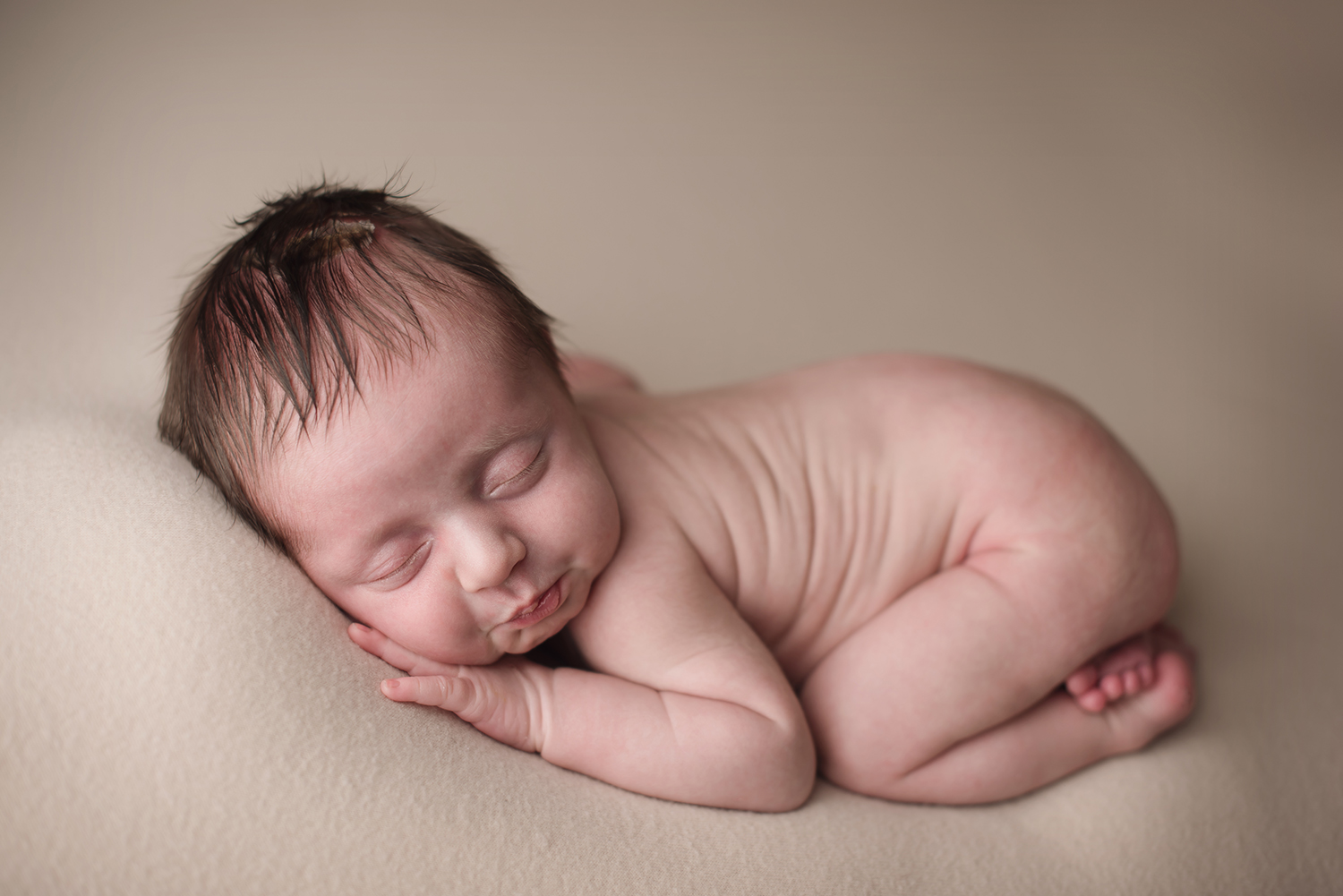 columbusohio-infant-photography-barebaby.jpg