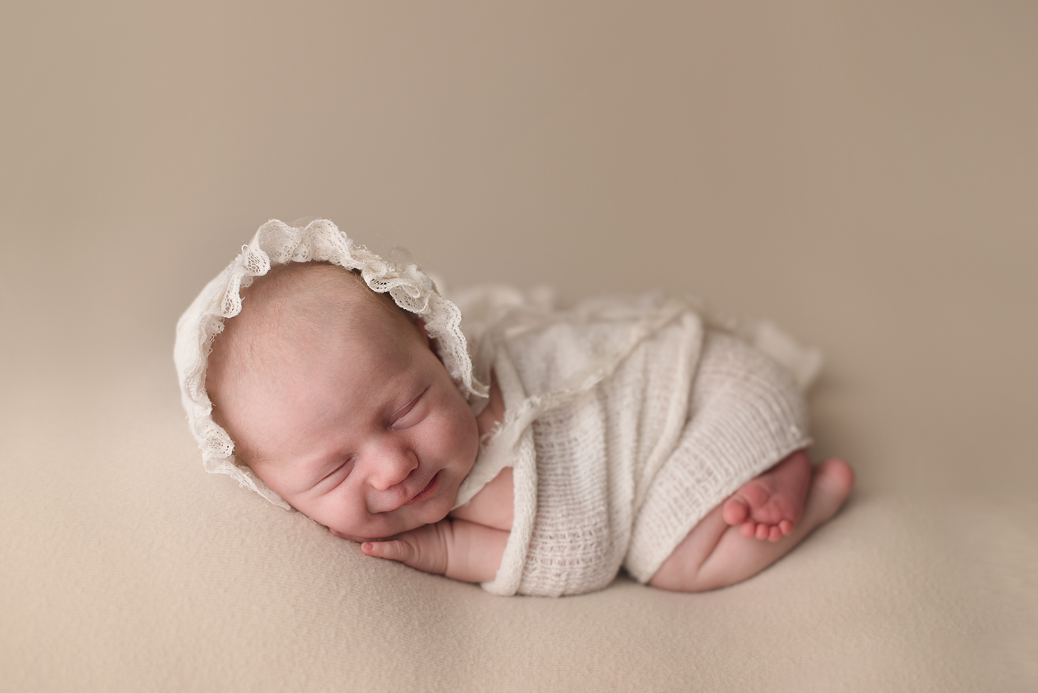 infant-photographers-bare-baby-photography.png