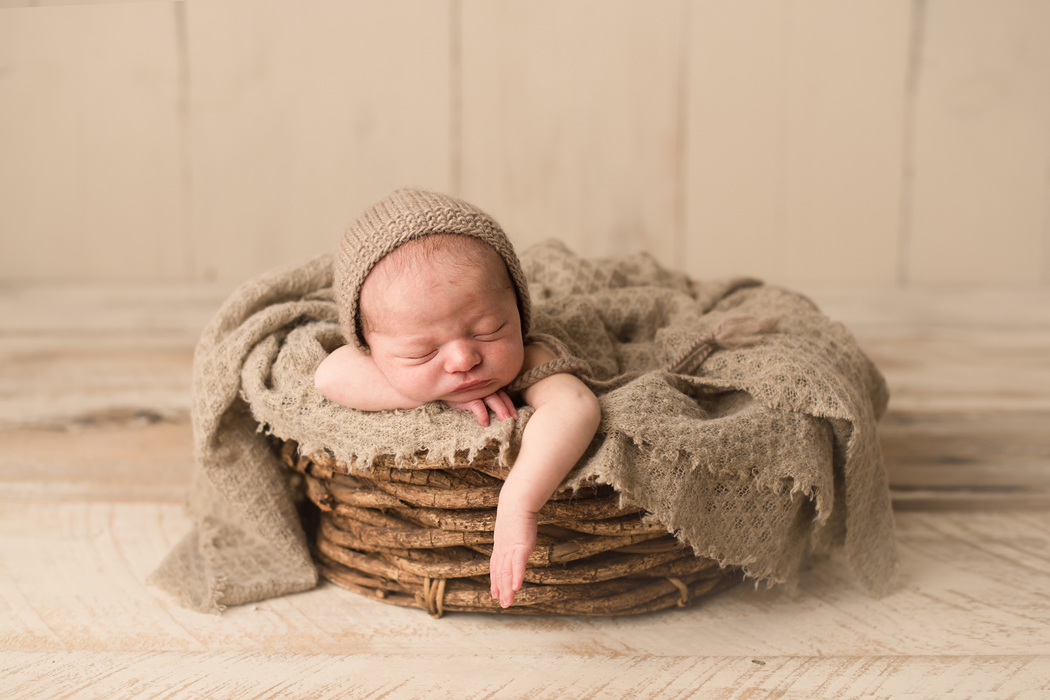 columbus-ohio-newborn-photographer-bare-baby-photography.jpg