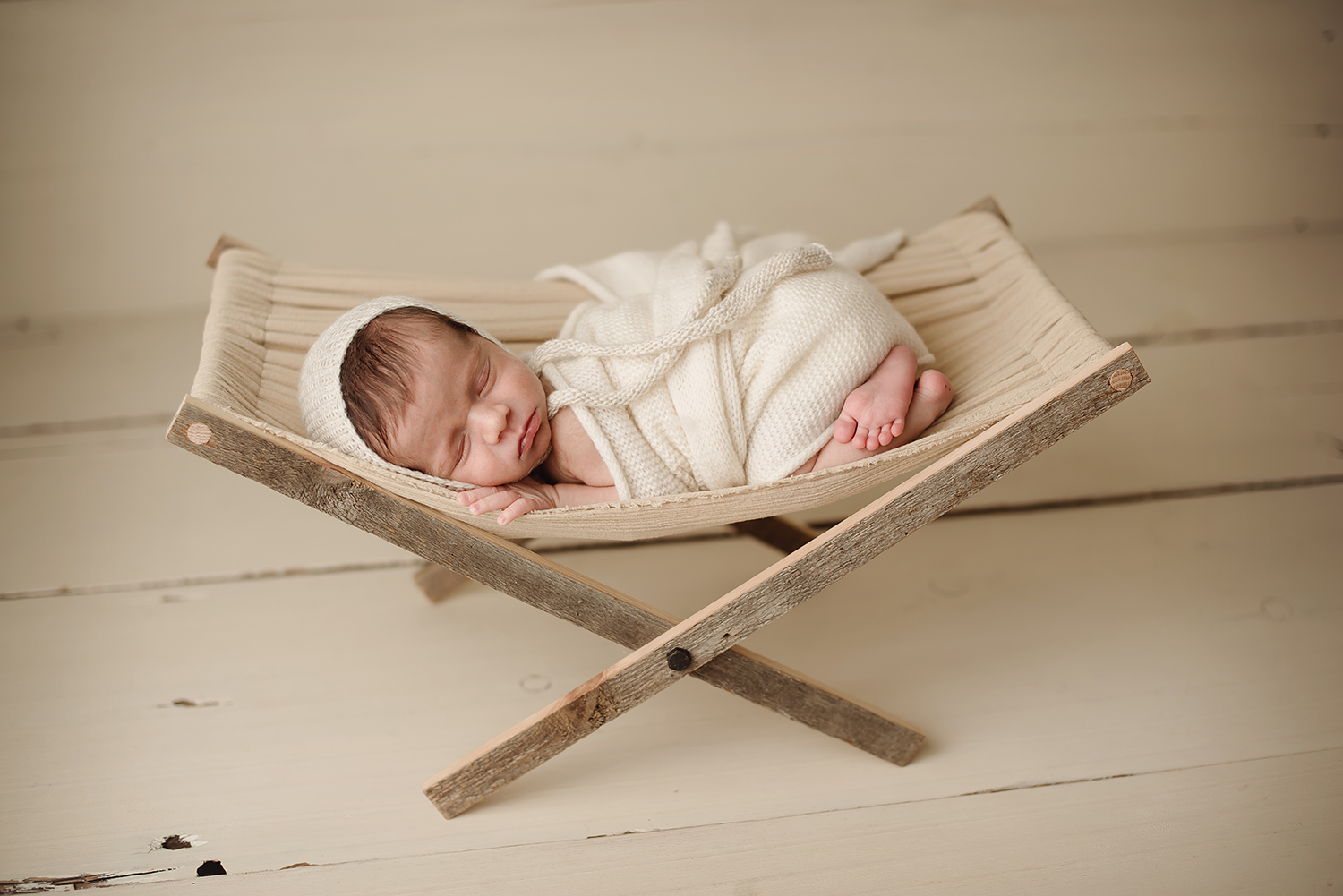 columbus-ohio-newborn-photographer-bare-baby-photography.jpg