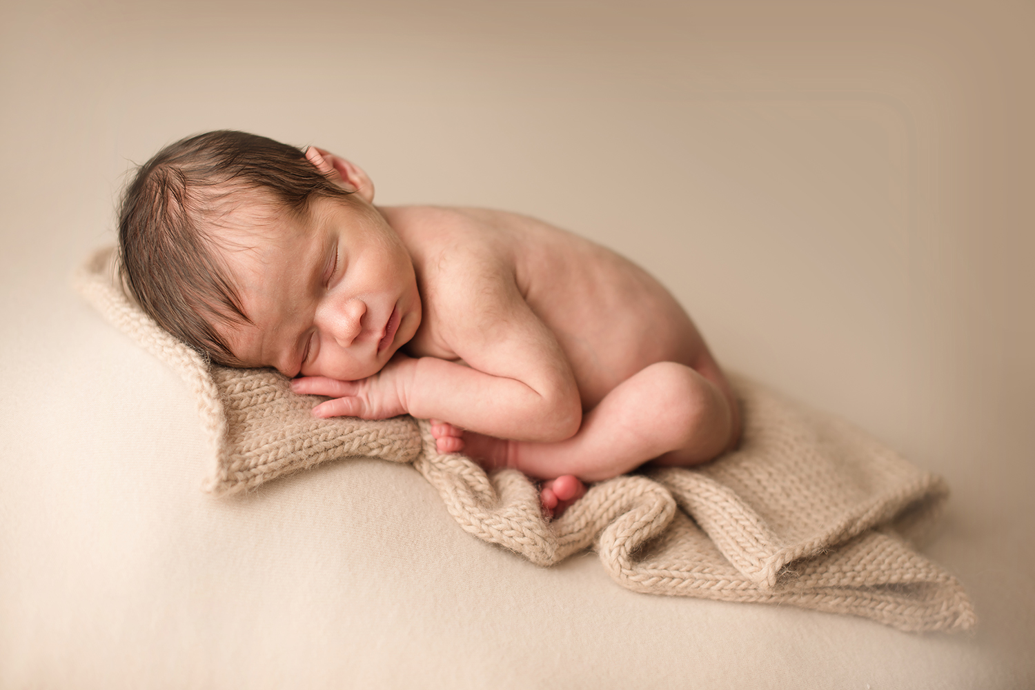 pataskala-ohio-newborn-photographer-bare-baby-photography.jpg