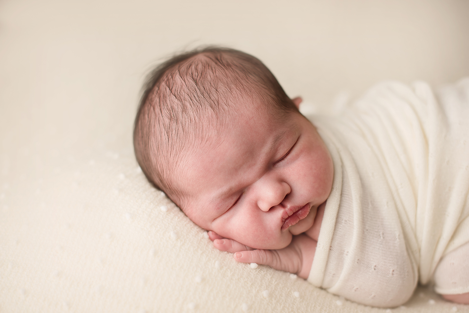 newborn-photographer-westerville-ohio.jpg