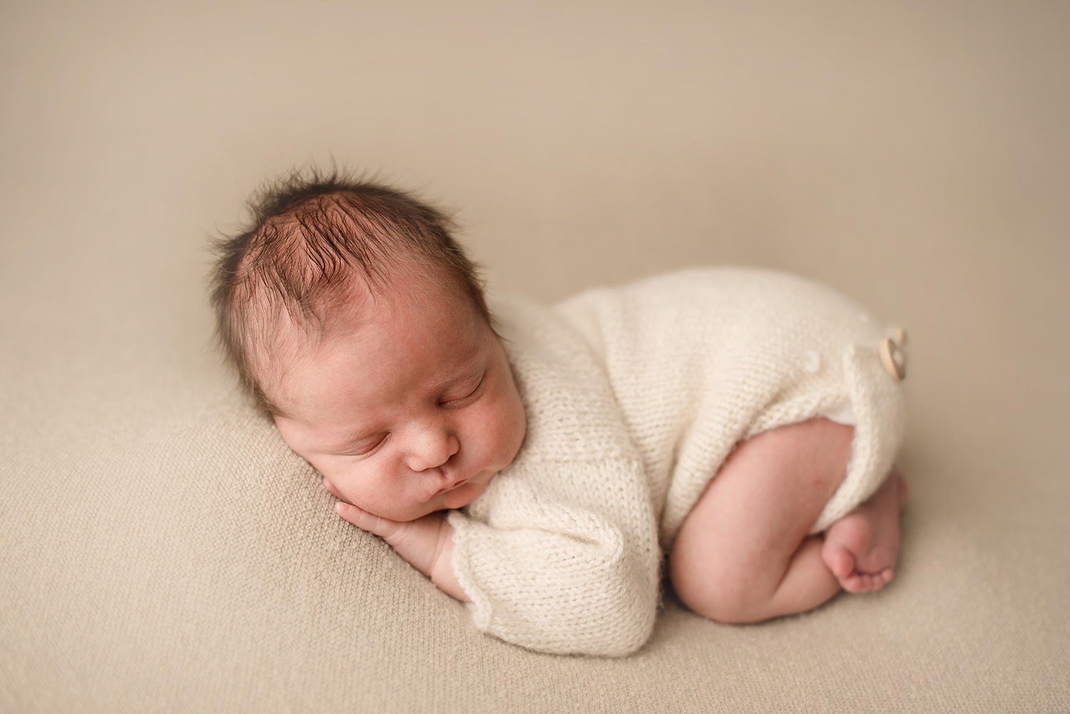 grandview-heights-newborn-photographer.jpg