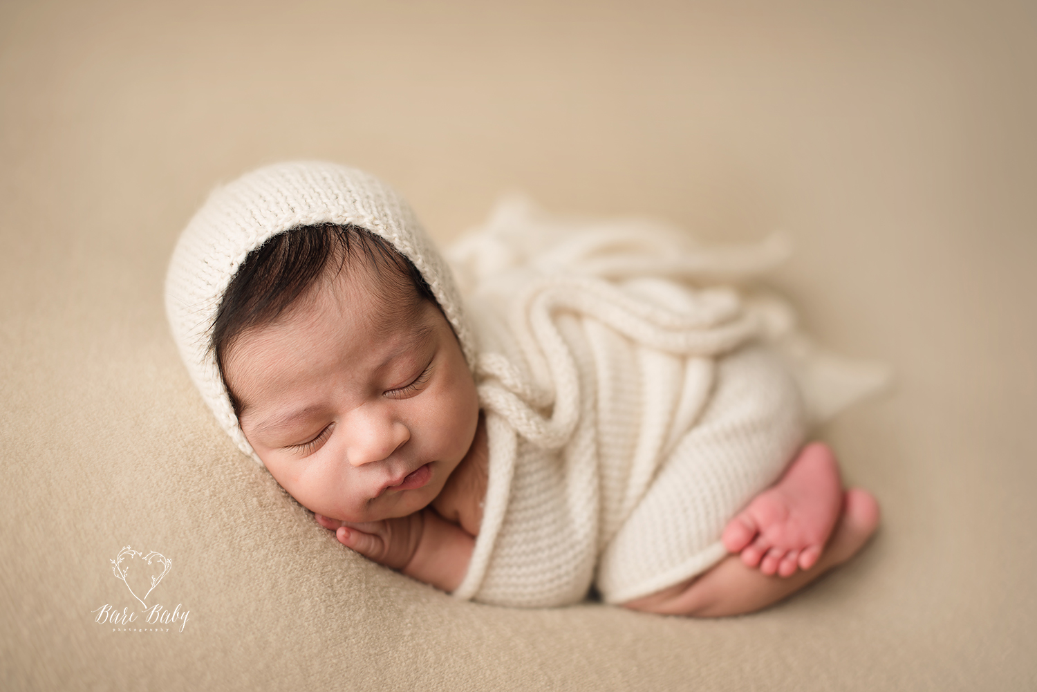 columbus-ohio-best-newborn-photographer-barebabyphotography.jpg