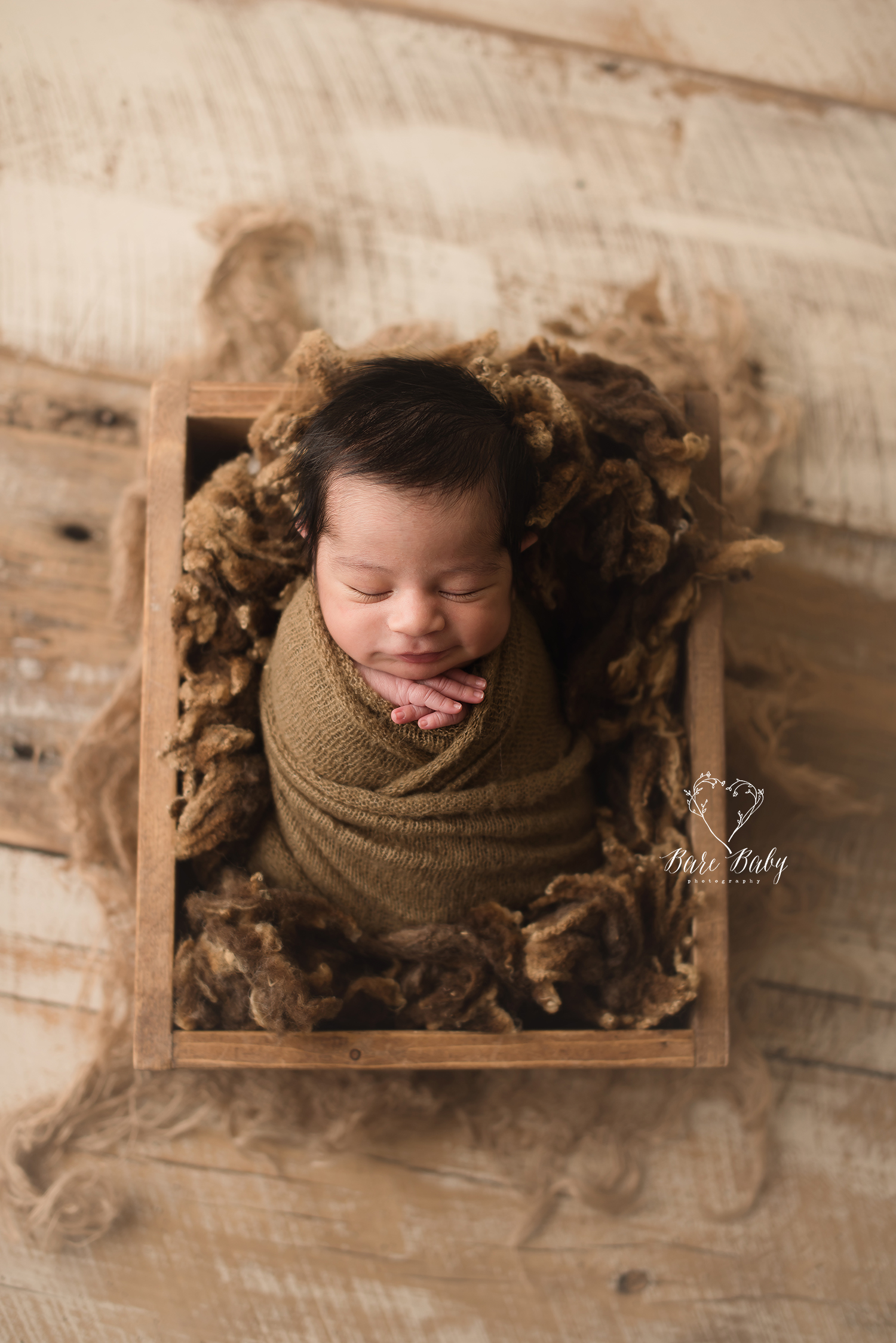 columbusohio-newborn-photographer-barebabyphotography.jpg