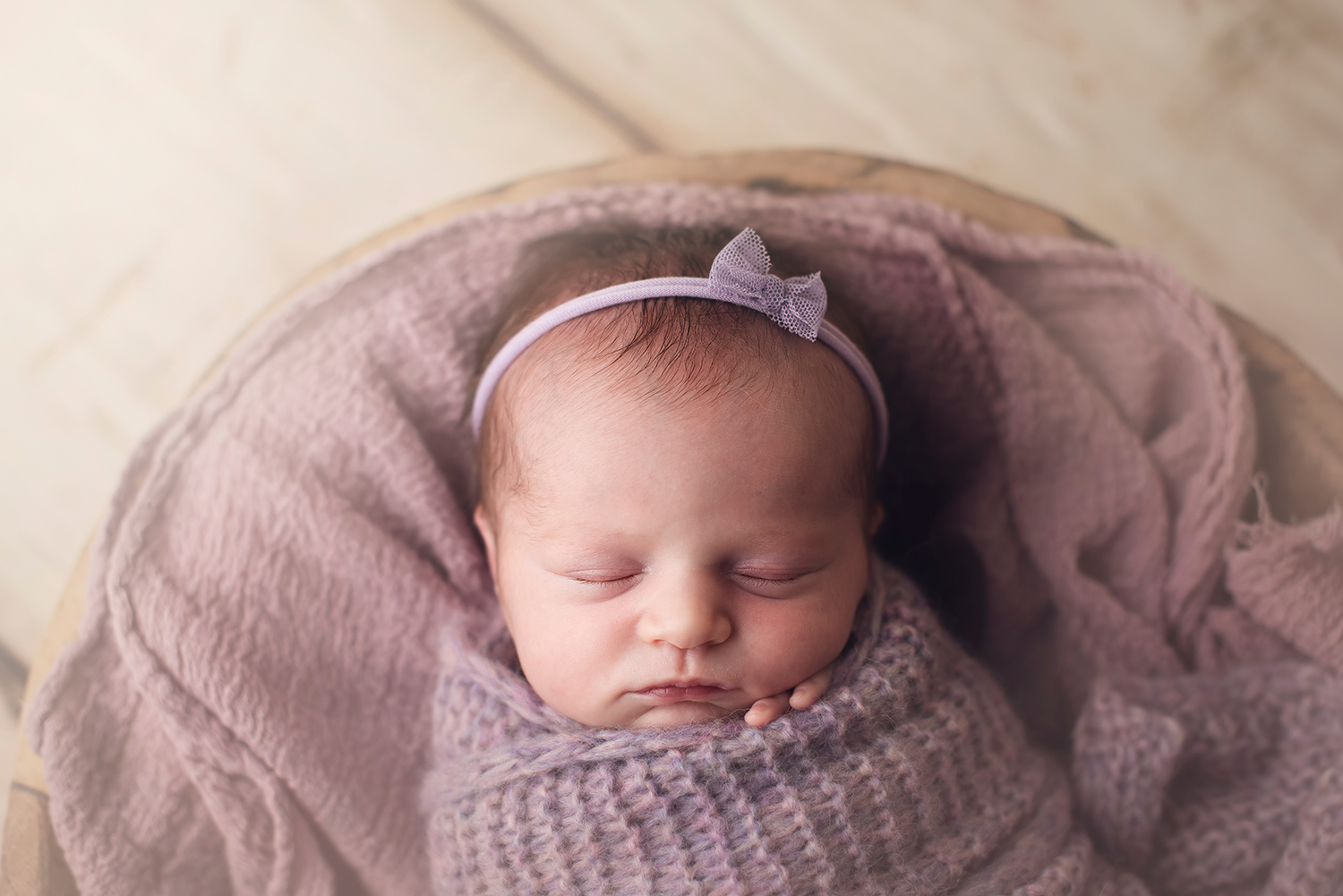 columbus-ohio-newborn-photographer-barebabyphotography.jpg