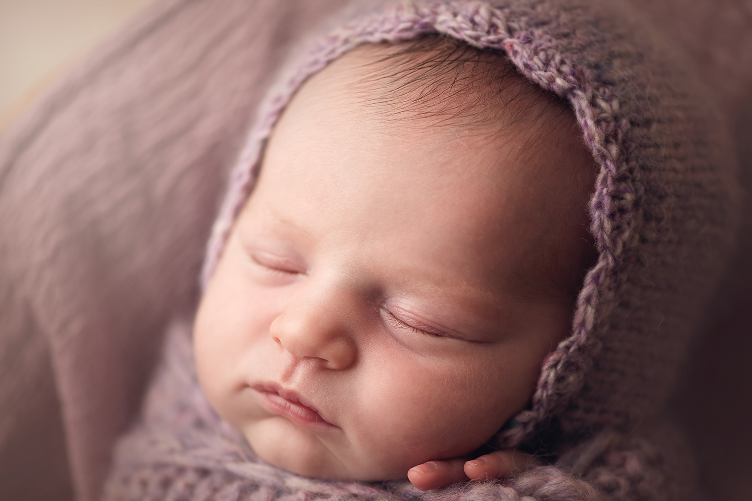 new-albany-ohio-newborn-photographer-barebabyphotography.jpg