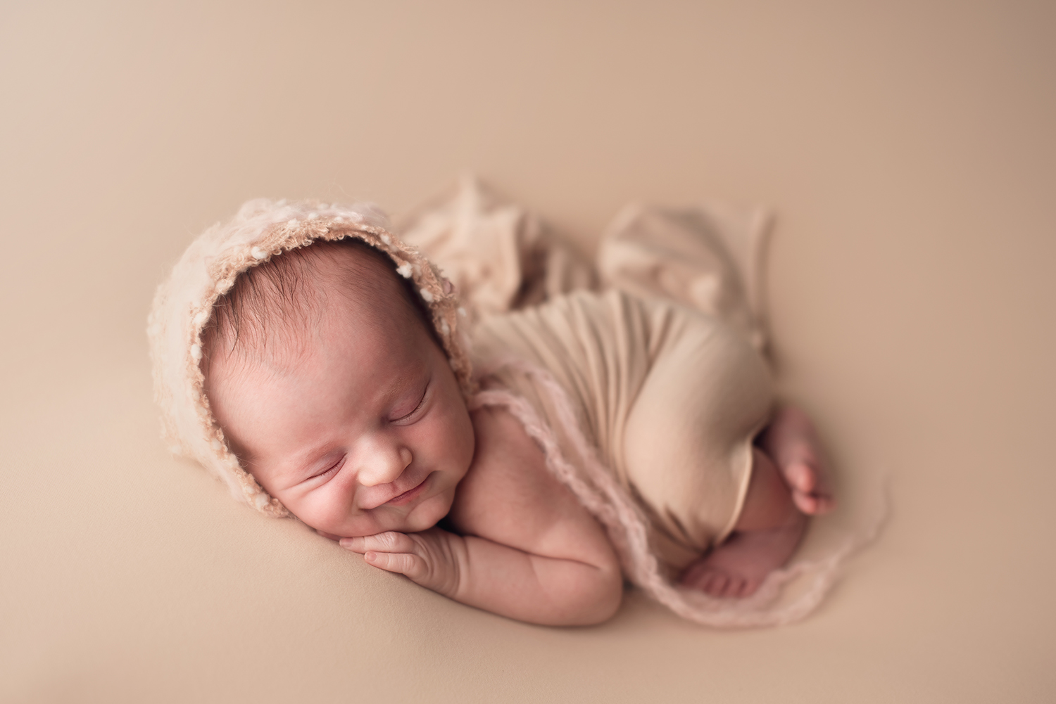 powell-ohio-newborn-photographer-barebabyphotography.jpg