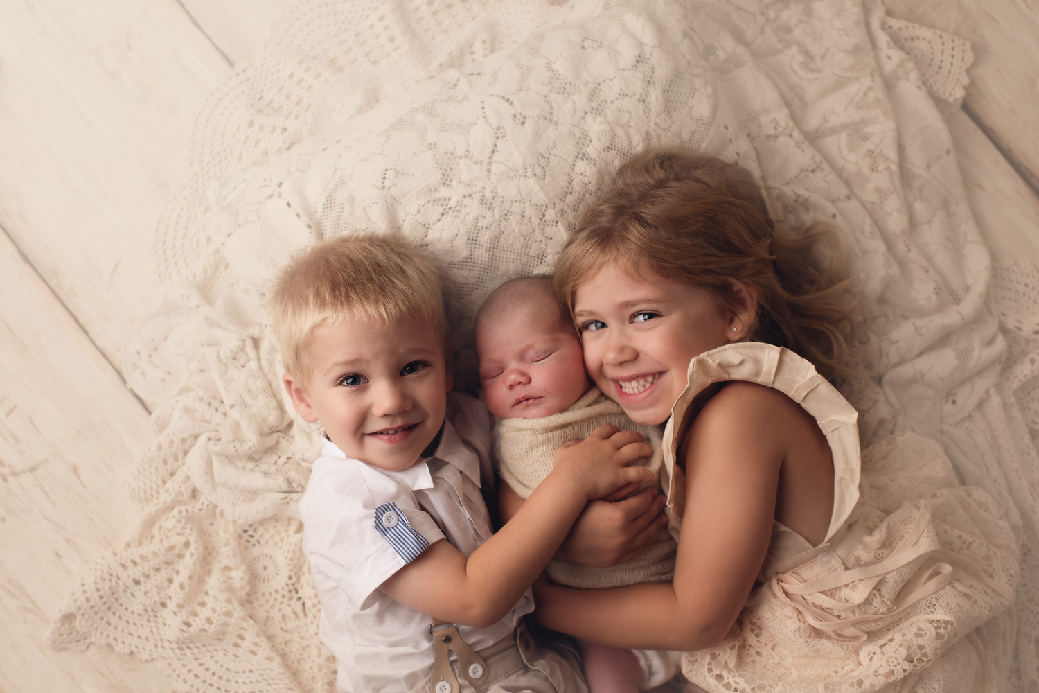 adorable-sibling-child-photography.jpg