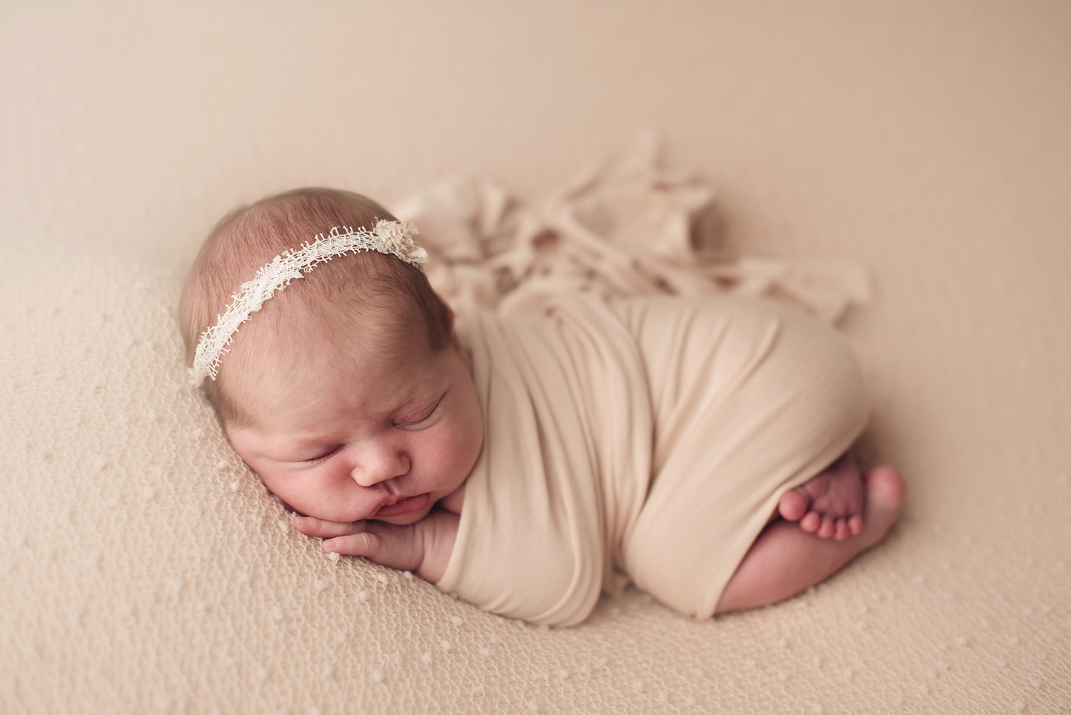 columbus-ohio-newborn-photography-studio.jpg