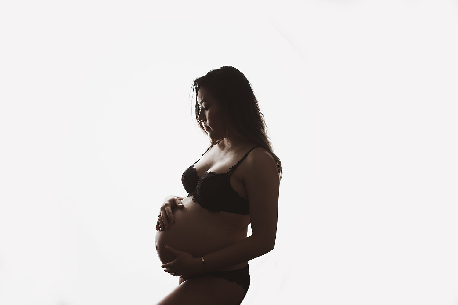 best-maternity-photographer-ohio.jpg