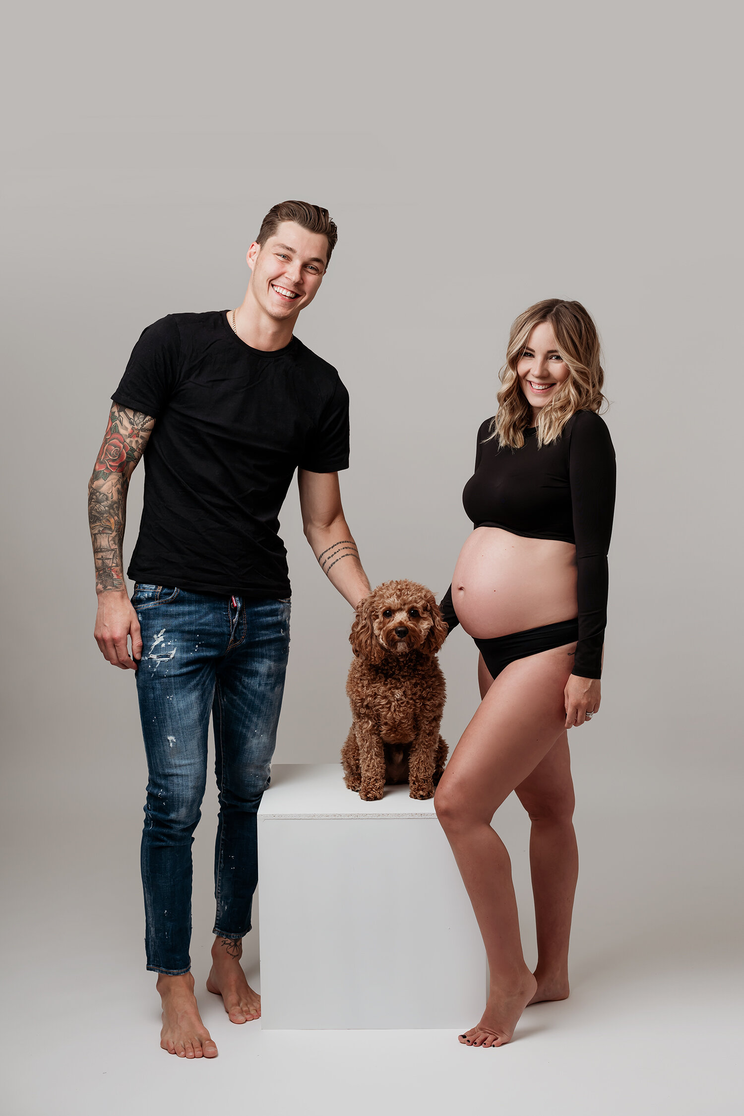 elvis-merzlikins-baby-bump-aleksandra-maternity-celebrity-styled-session-barebabyphotography.jpg