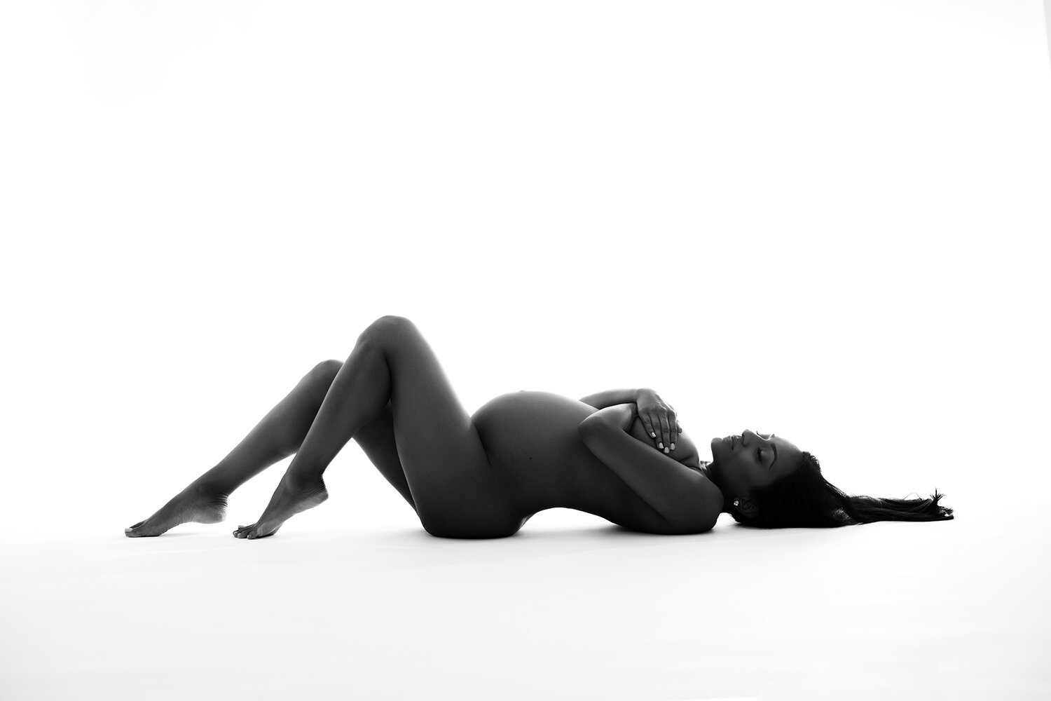 beautiful-maternity-silhouette-photography-columbusohio.jpg