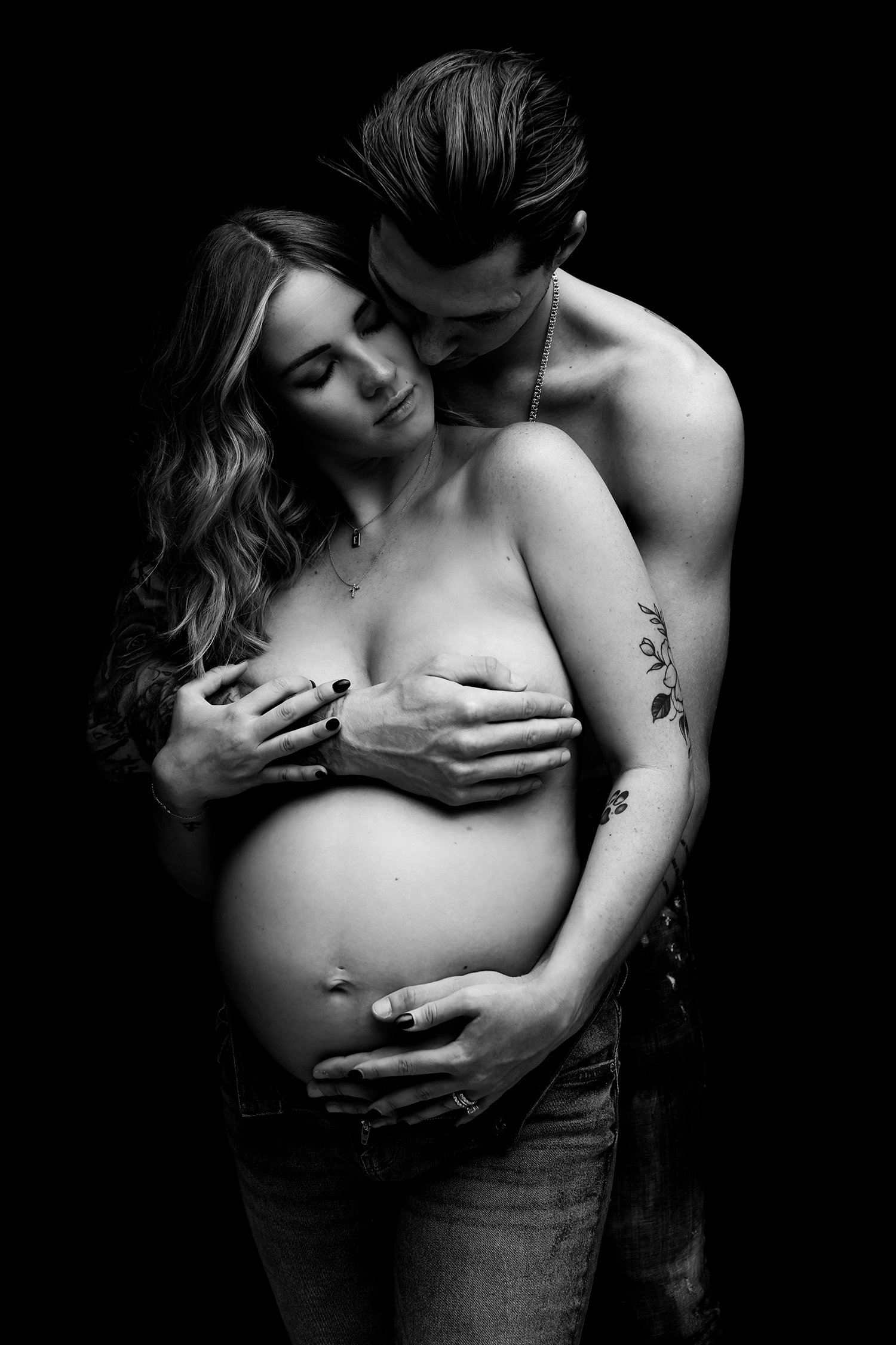high_fashion_editorial_maternity_pregnancy_photography_columbus_ohio_celebrity.jpg