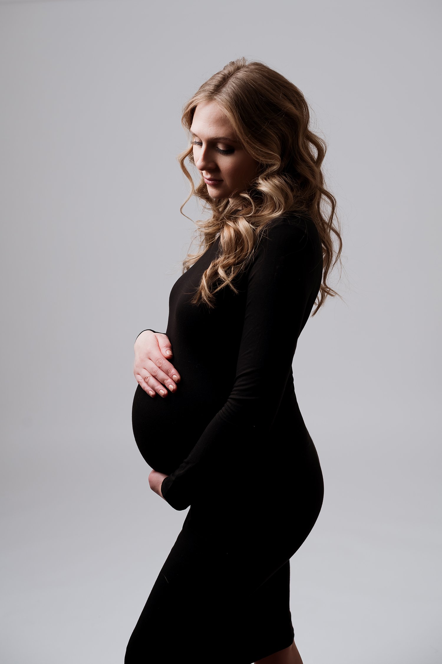 columbus_ohio_fashion_maternity_photographer_barebaby.jpg