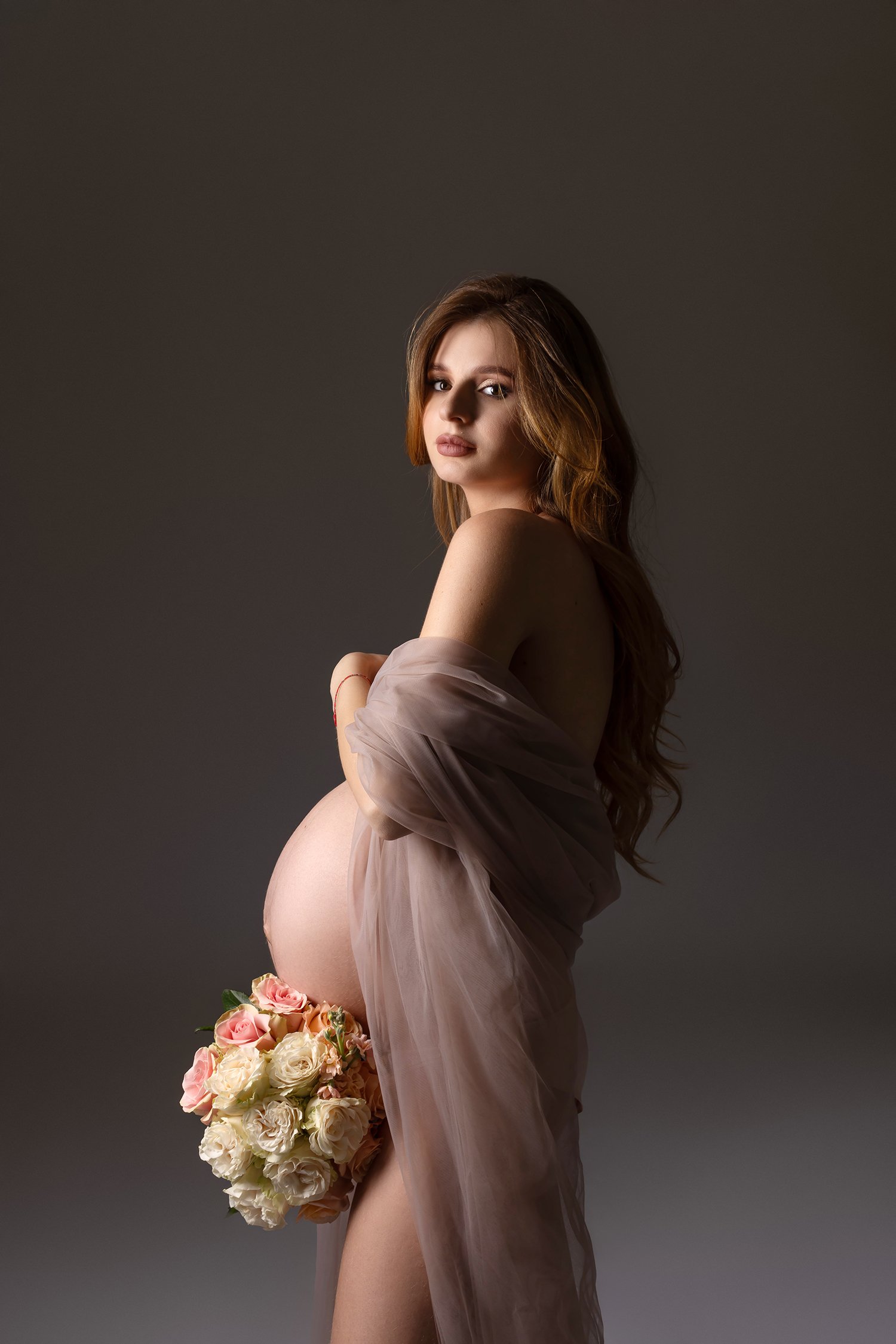 nude-pregnancy-photo-flowers-tulle-ohio-maternity-photographer-barebaby.jpg
