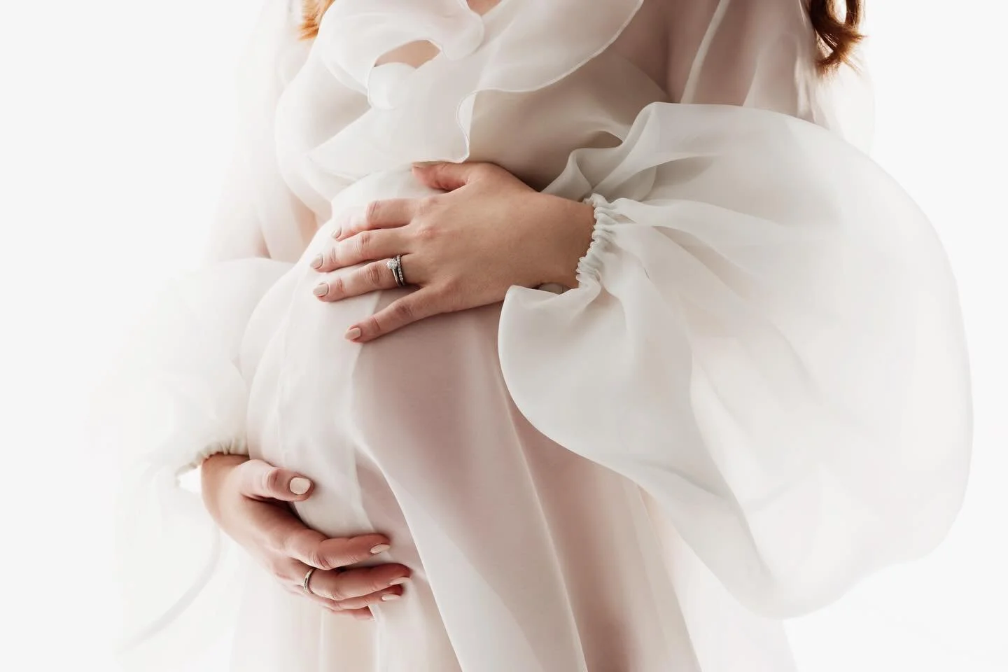 Motherhood is filled with moments you wish you could freeze, the tiny fingers, the sleepy snuggles, the way they need you so completely right now.
But time has its own plans.
The images we create together become your way of holding on&hellip; long af