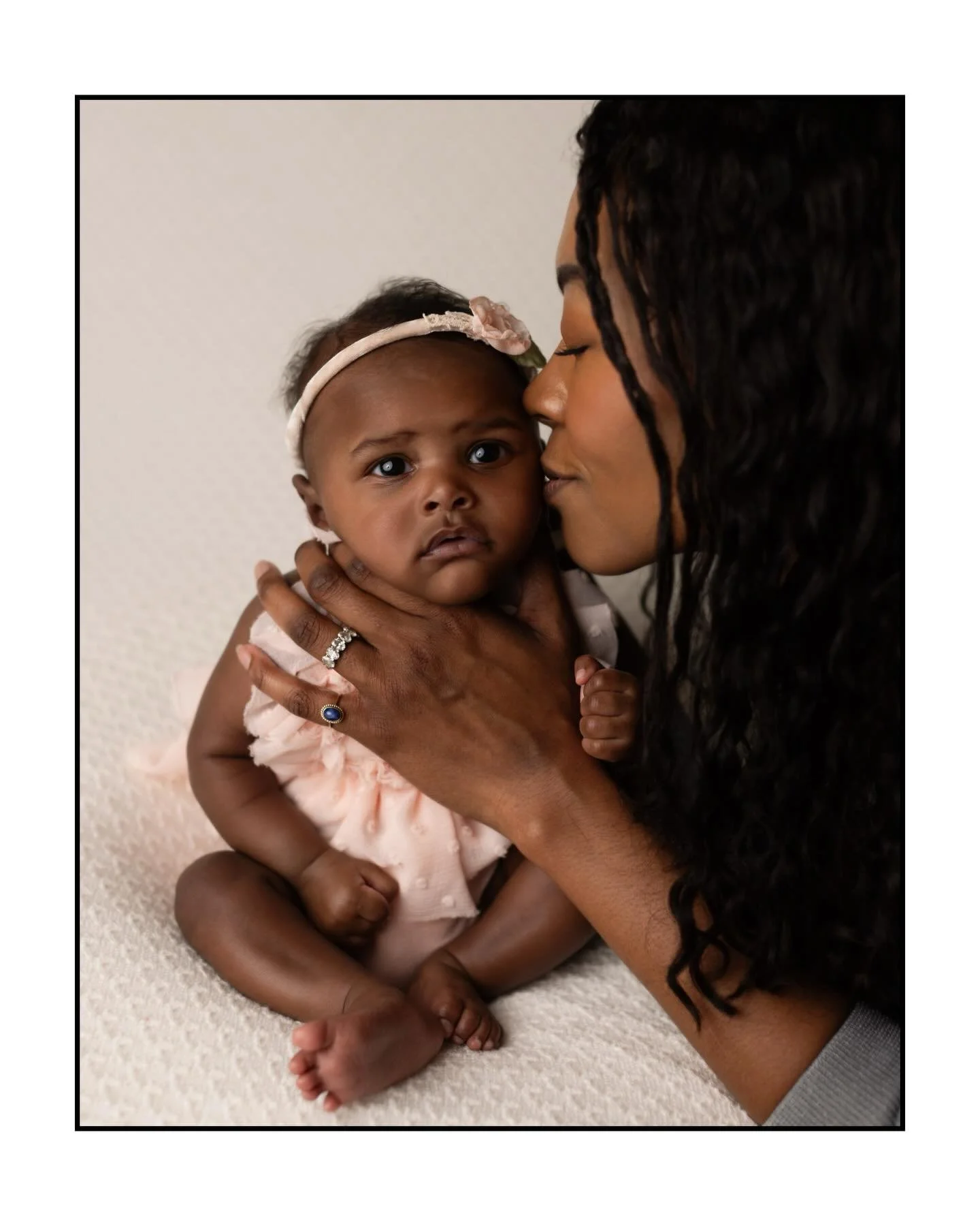 Their new love 🤍🤍 #ohiobabyphotographer #ohionewbornphotographer #newalbanyphotographer #dublinohiophotographer #columbusohionewbornphotographer