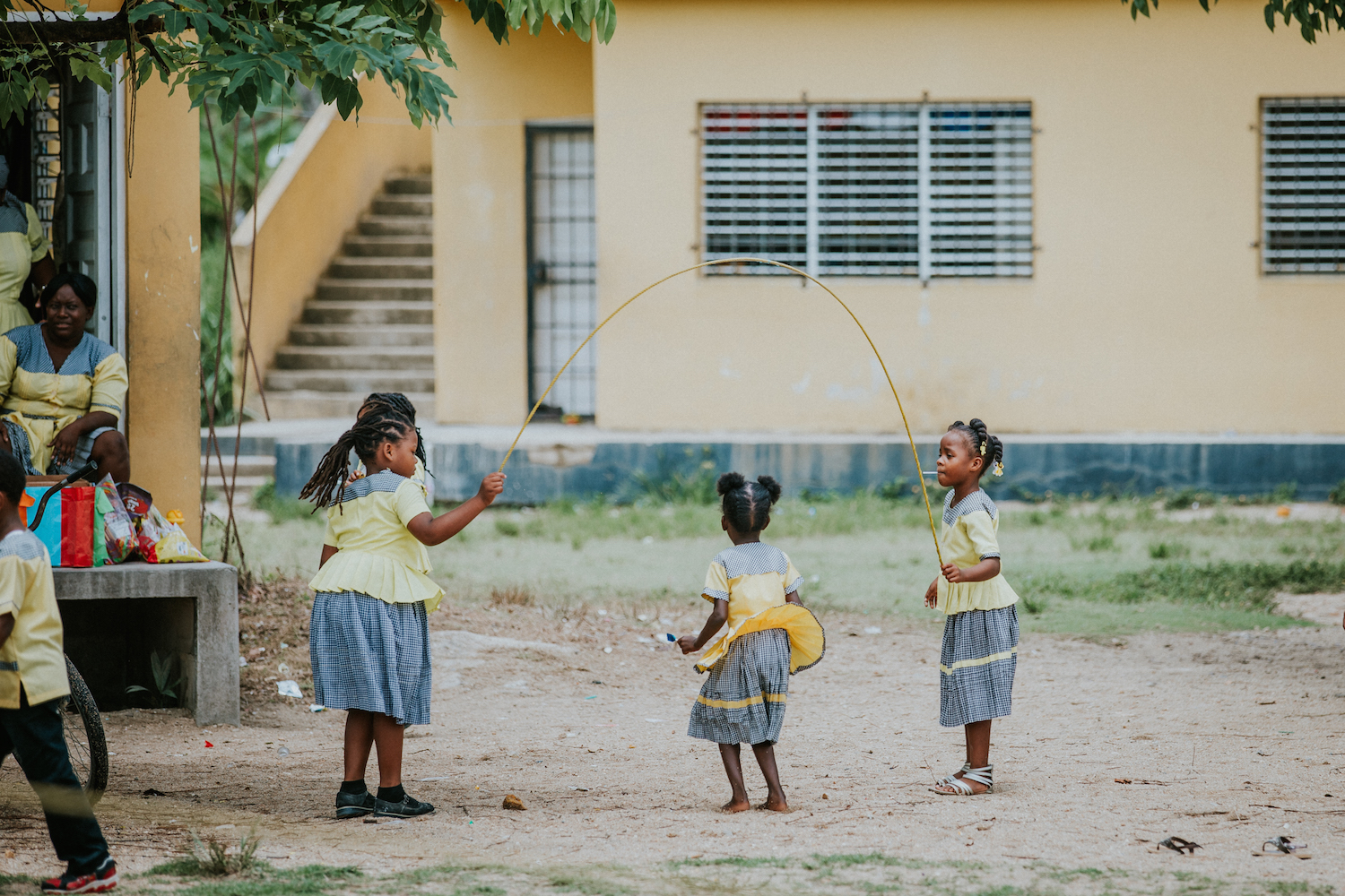  Girls jumping rope outside of their school in Dangriga, Belize.&nbsp; 