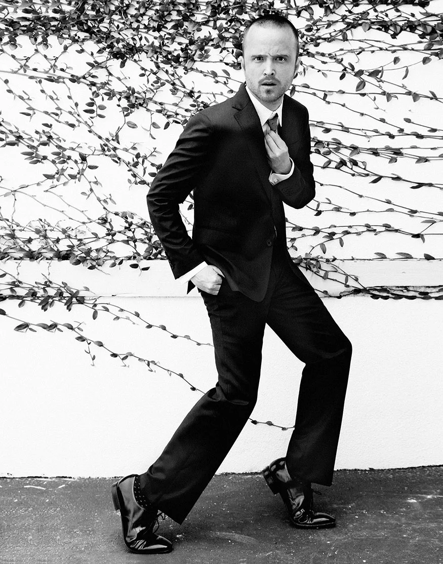 88phases_esquire_aaronpaul_aarontaylorjohnson_armiehammer_garretthedlund_idriselba_taylorkitsch_12.jpg