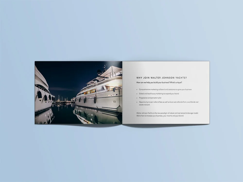 Mockup_Small-Brochure_03.jpg
