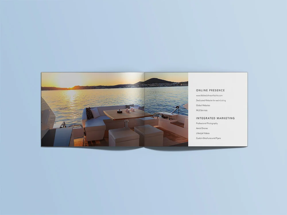 Mockup_Small-Brochure_07.jpg