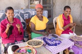 DSC03703cropped-Small-Business-Program-and-Womens-Empowerment.jpg
