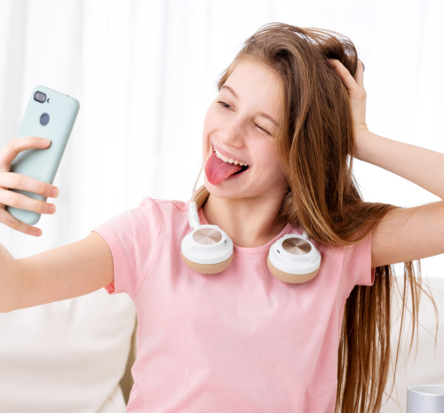 The Impact of TikTok on Teen Self-Esteem: Pros and Cons You Need to Know