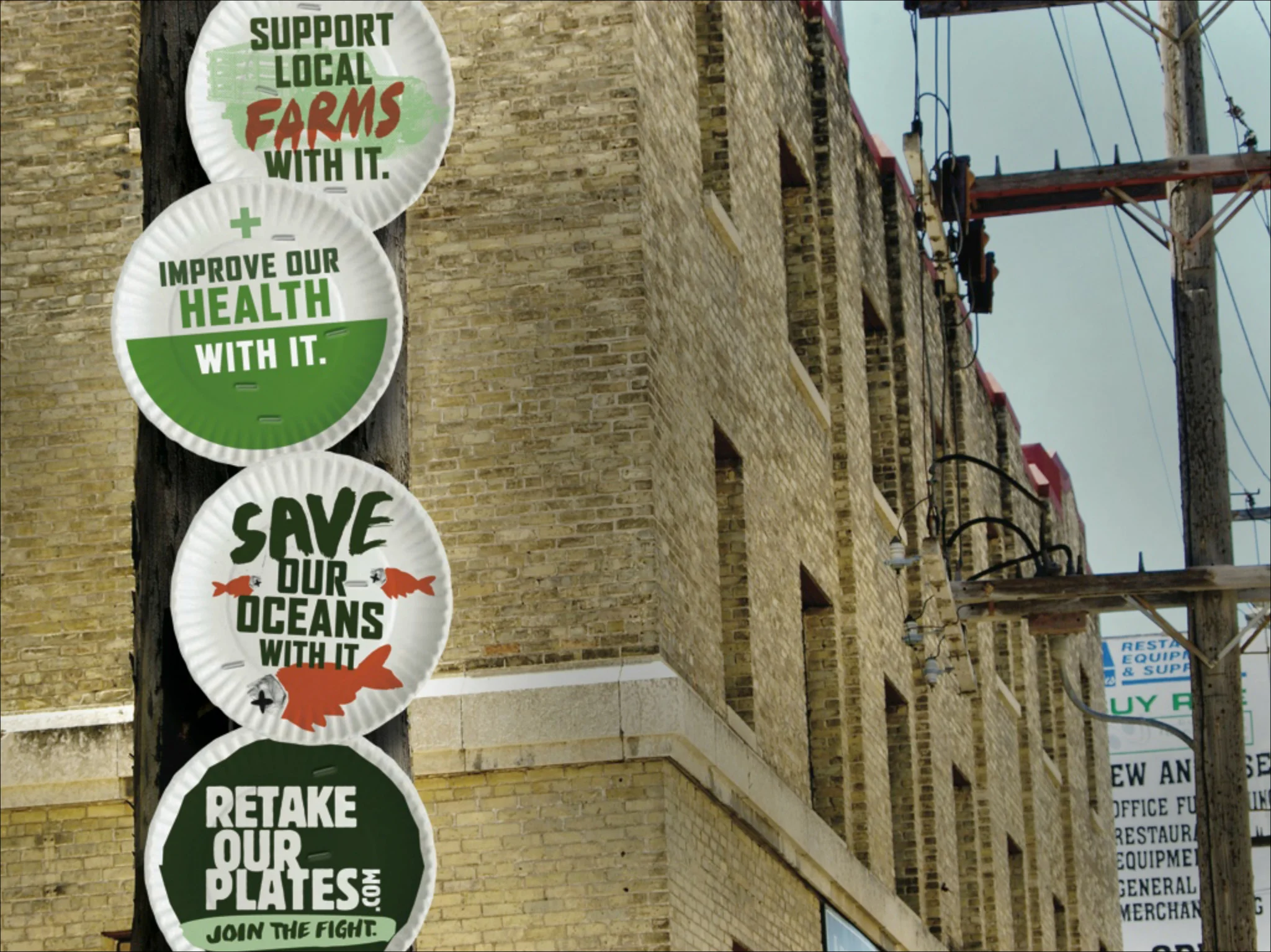 guerrilla / wild postings paper plates.