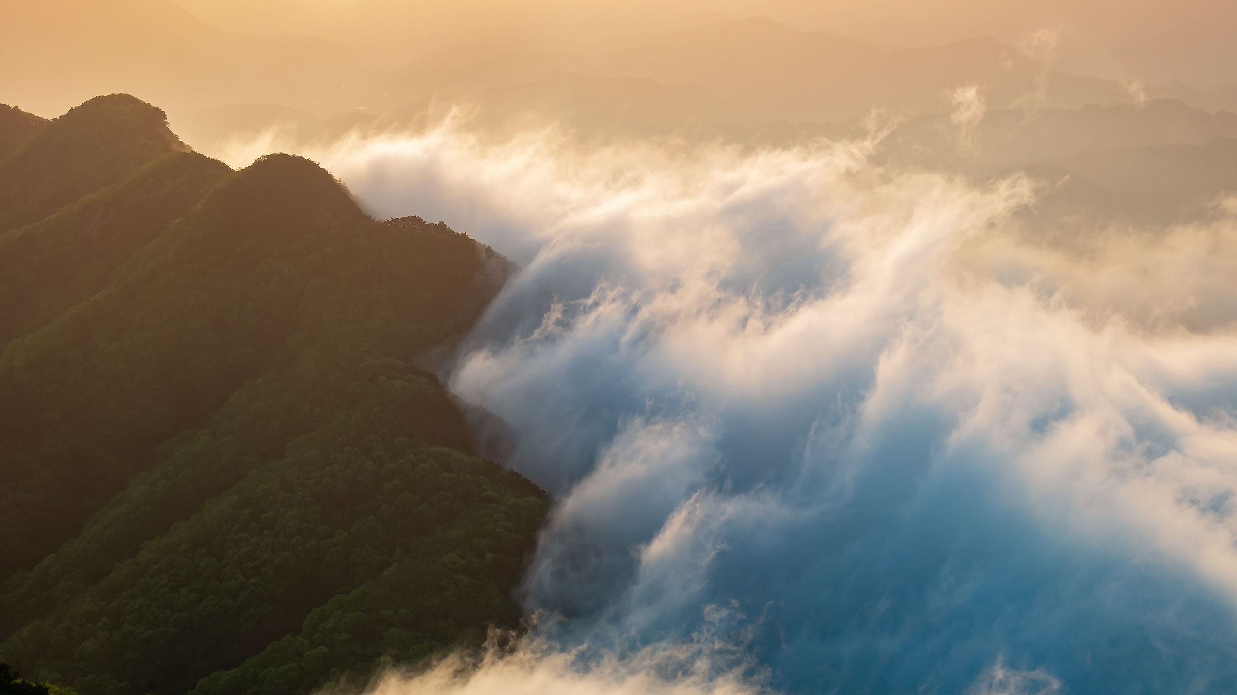 Cloud Surfing