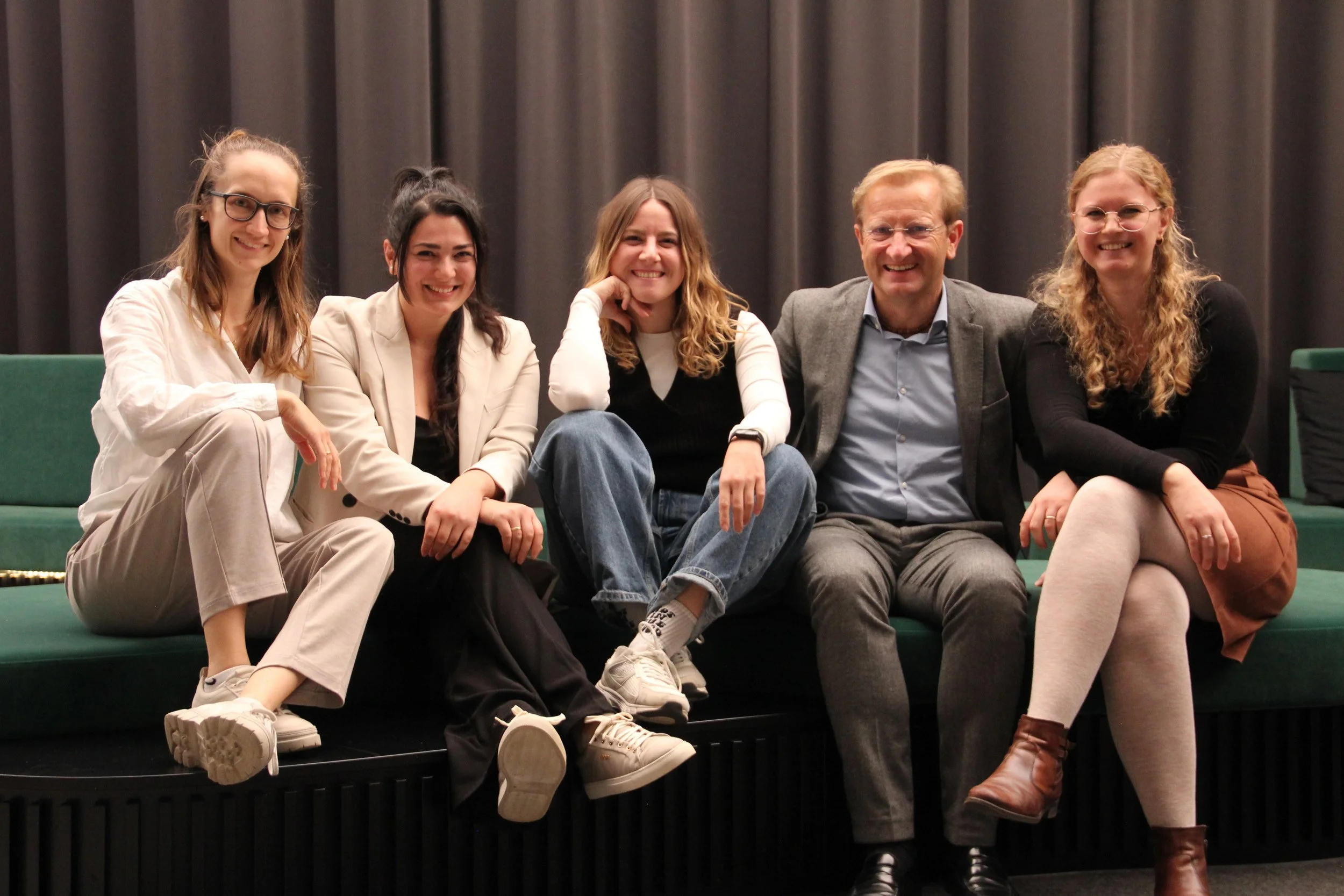 Breaking the Endometriosis Diagnosis Deadlock: Austrian Startup Diamens Raises  Funding to Pioneer the First Menstrual Blood-Based Diagnostic Test 