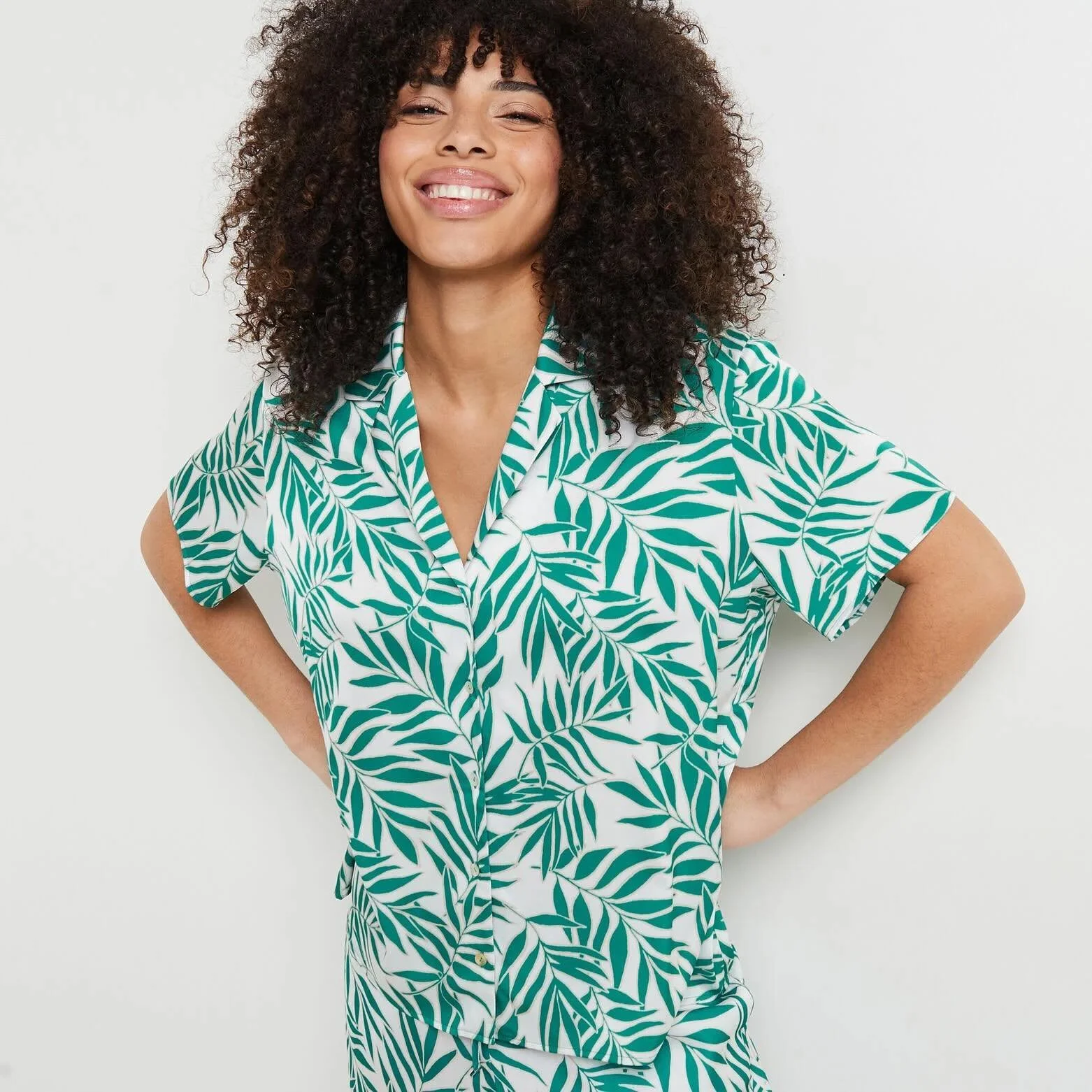Monocolor Tropical Print for @rougegorgelingerie πΏ