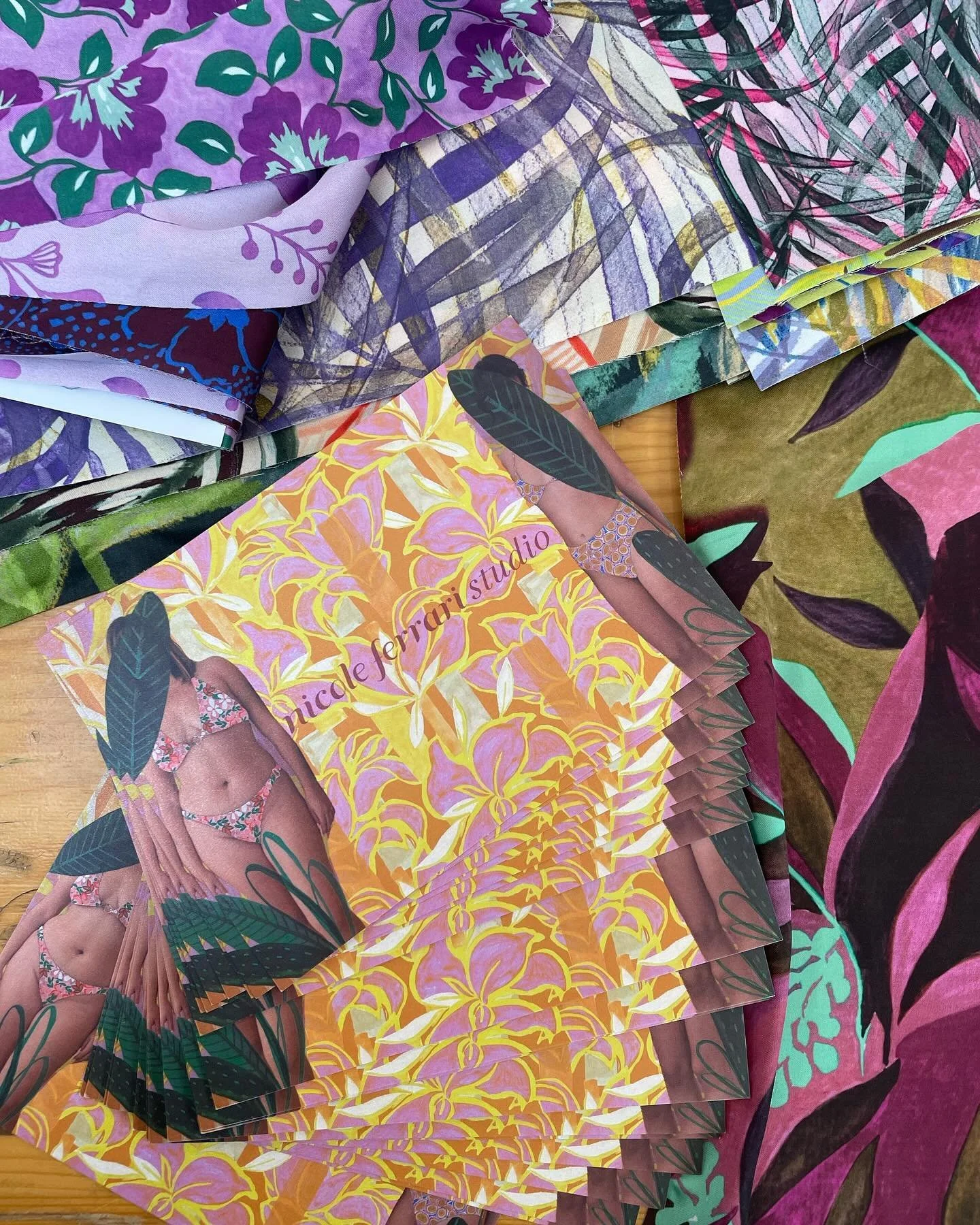 Come see us upstairs at the Paris Prints Textile Show today and tomorrow! @parisprints_textileshow #printsinparis #patterndesigner #printedtextiles #ss25 #nicoleferraristudio #summerprints