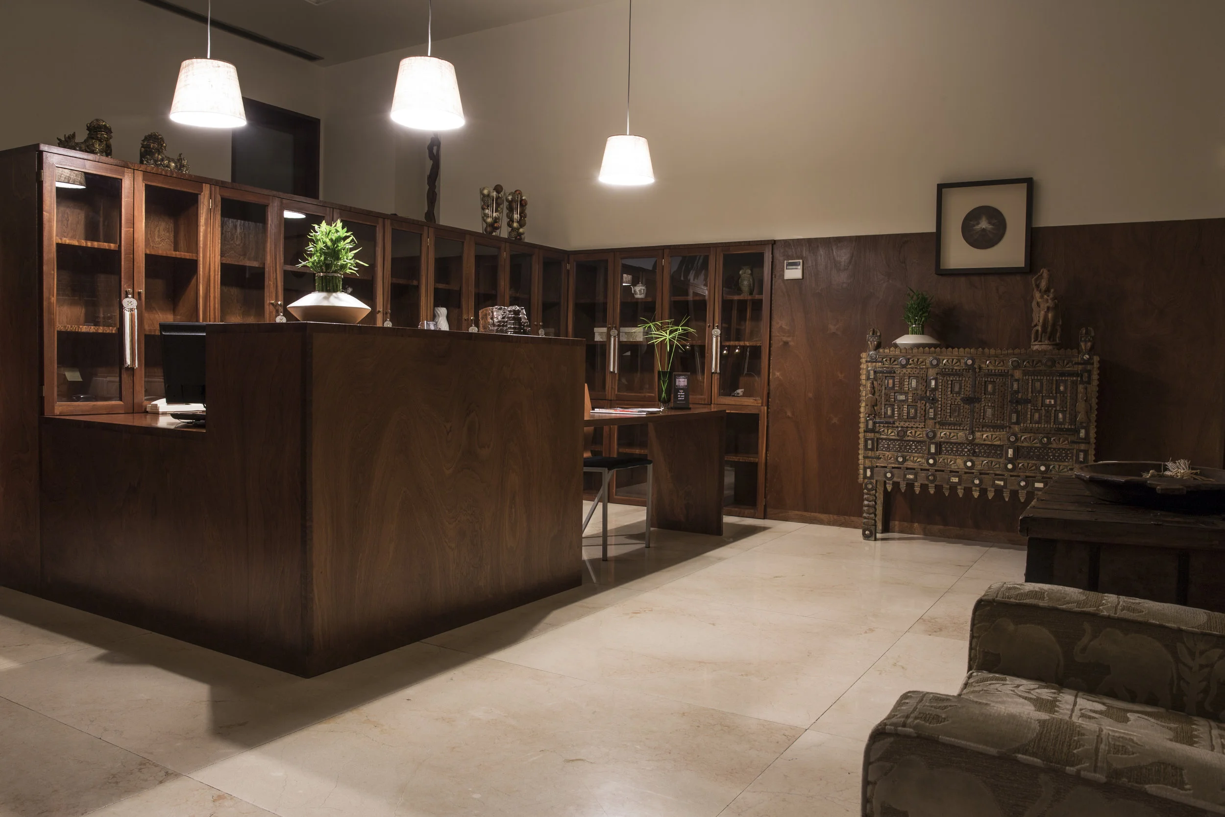 Oporto Massage Center