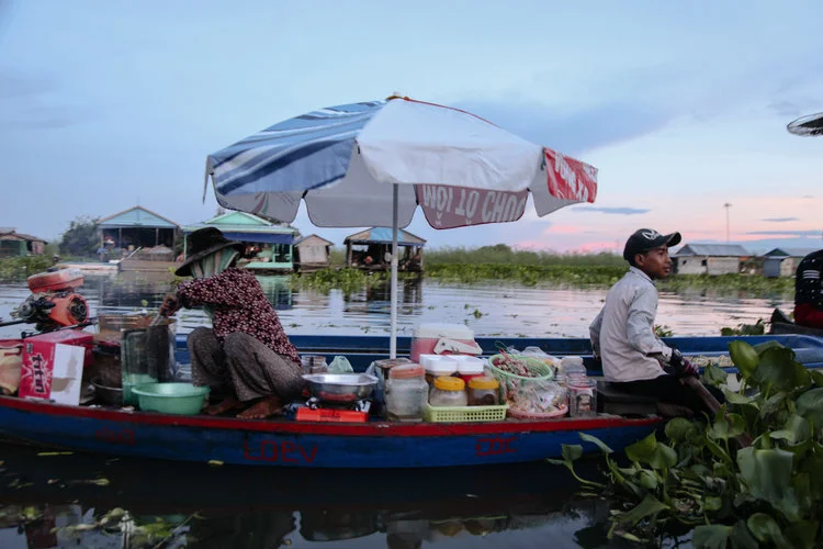 LIFE ON THE TONLE SAP: FINDING A MEANS OF SUSTENANCE