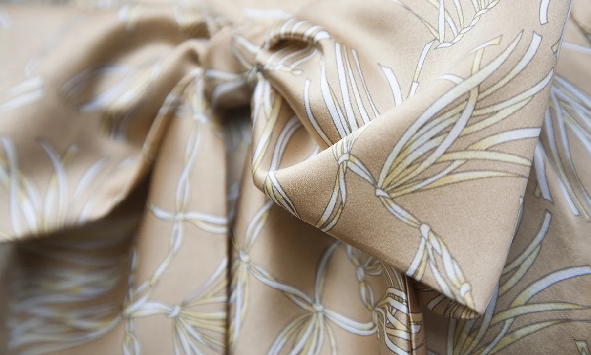 Helen_Haughey_garment_tan_bow_PetalSnap_CU_72.jpg
