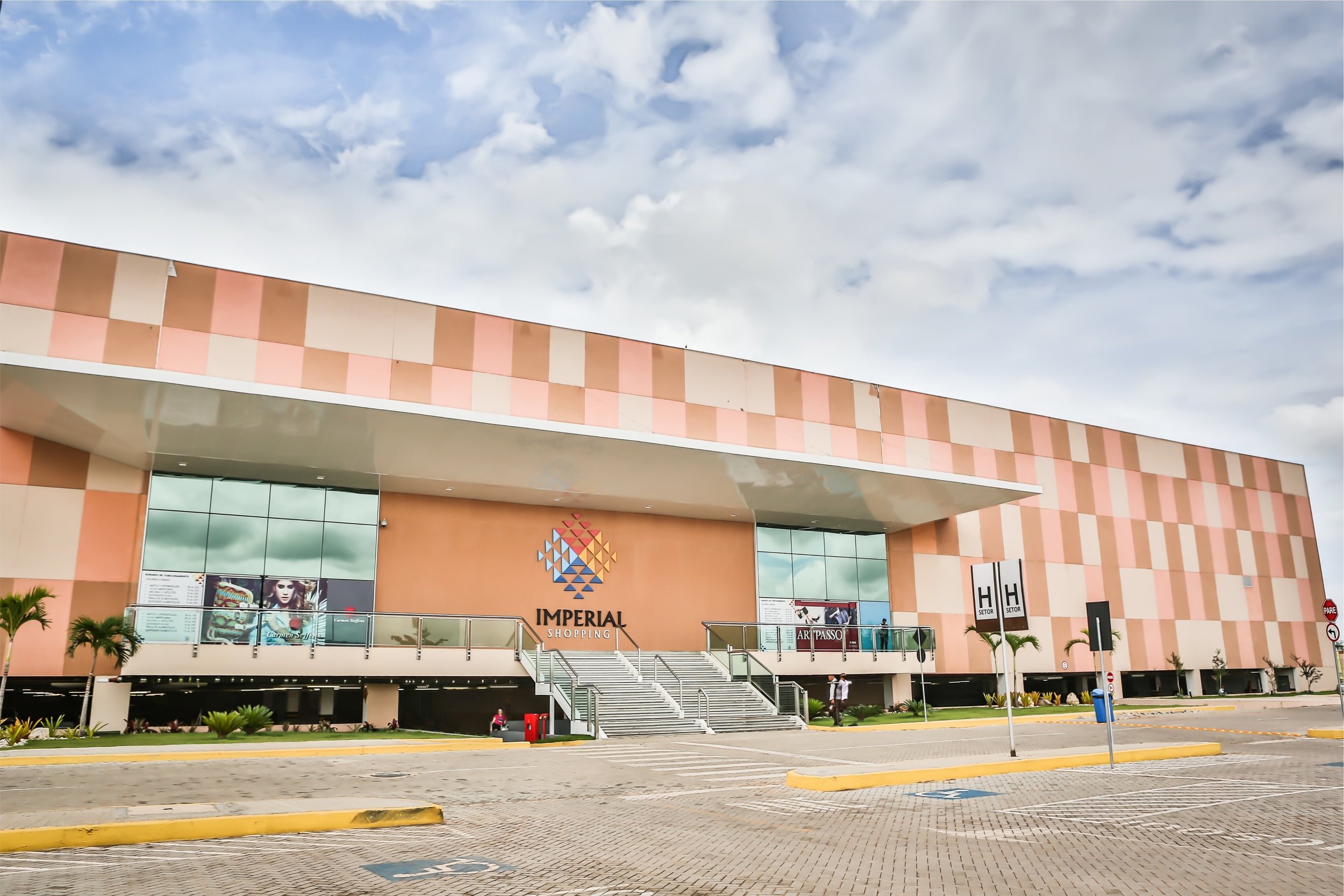 03-IMPERIAL SHOPPING.jpg