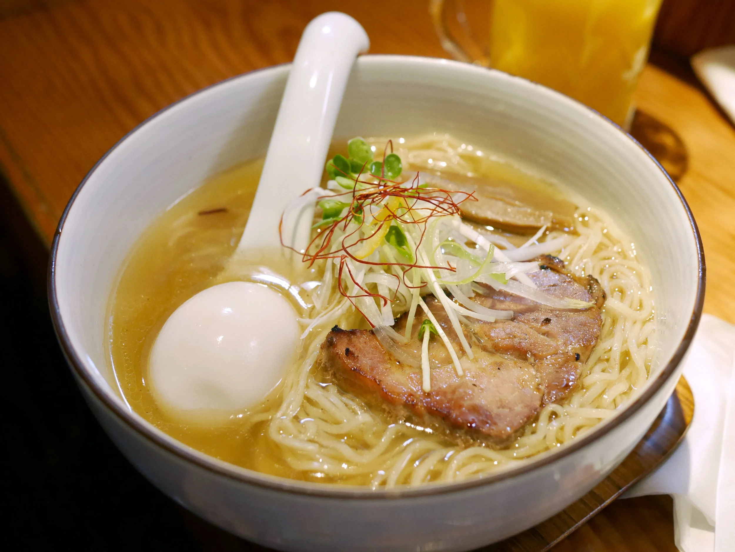  Mais miojão porque saco vazio não pára em pé! 