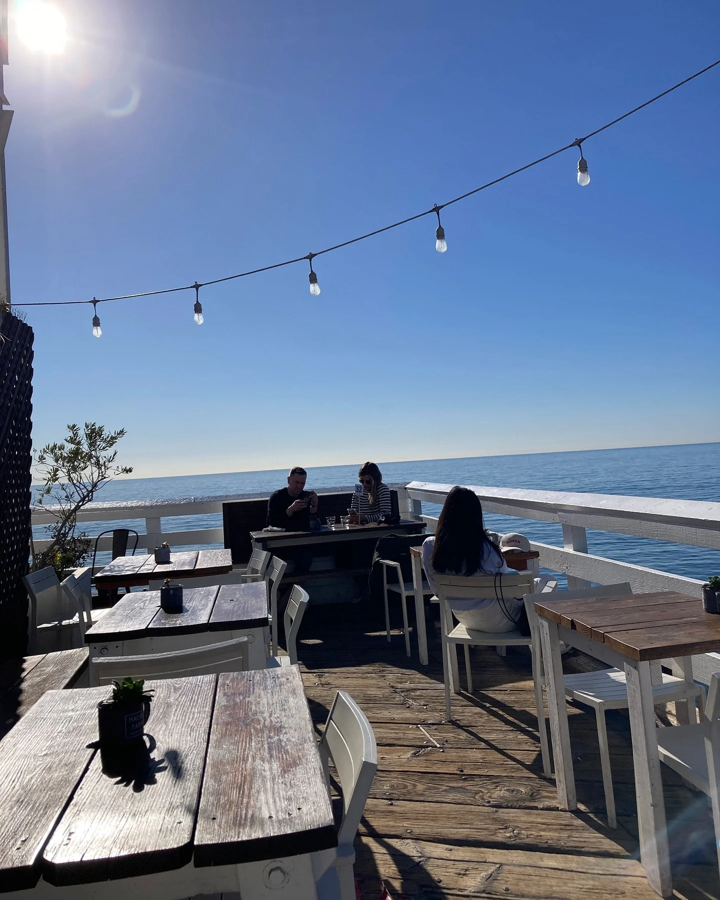 Day 2 in LA - starting in Malibu for breakfast on the pier, then driving up into the mountains, lunch in Venice Beach and sunset in Santa Monica.