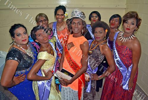 Adi Senikau contestants with 2015 Adi Senikau winner Agu Tuinasau last night. Picture: JONACANI LALAKOBAU