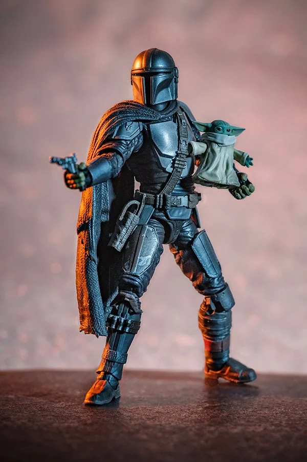 Toy_Photo_Mandalorian.jpg