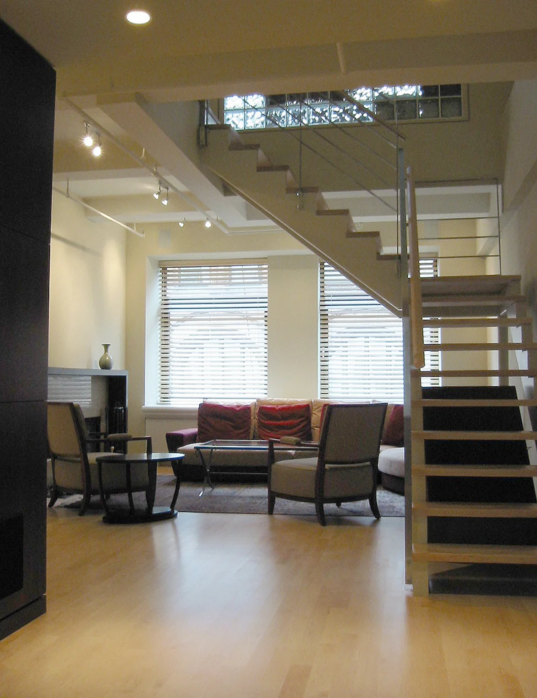 Modern Stainless Steel Railings and Steel Stairs