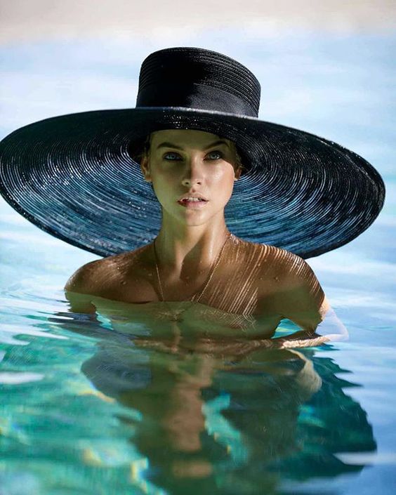 Get to know Barbara Palvin