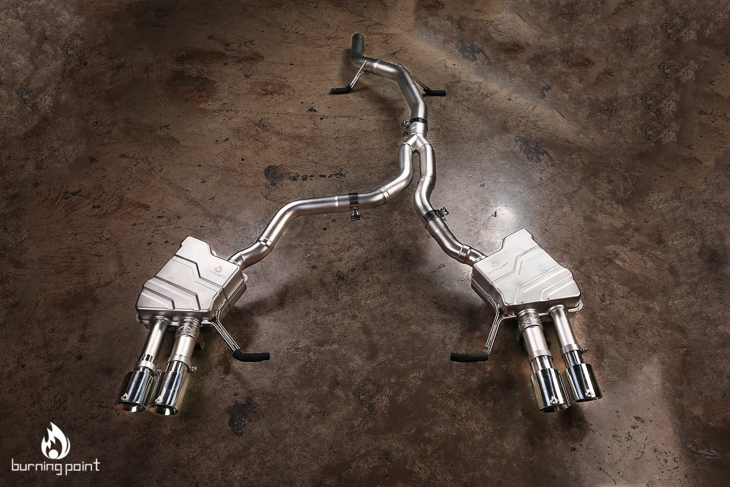 Macan BP Exhaust-1.JPG