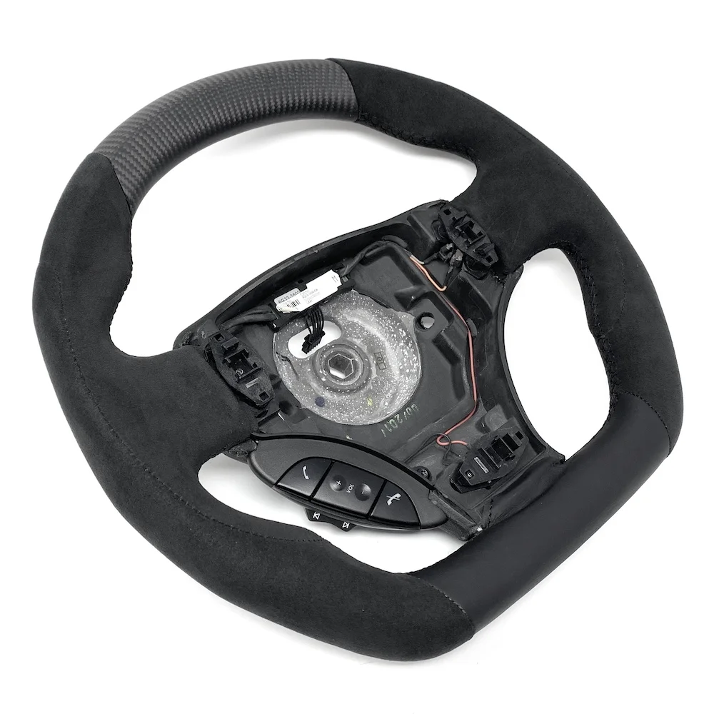 Aston Martin Steering Wheel-2.jpg